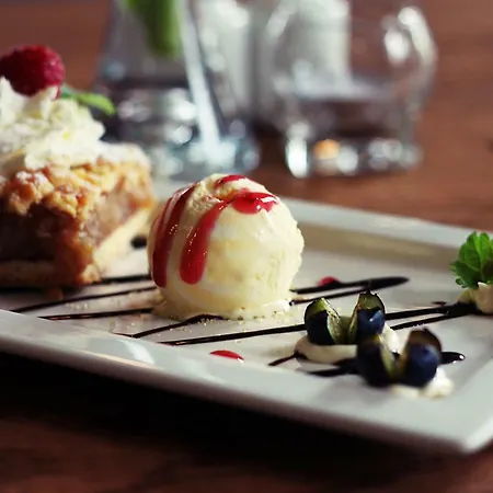 Koszarka Venue & Resort *