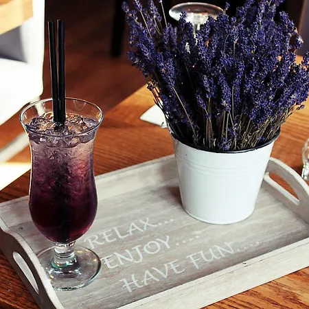 Resort Koszarka Venue & *